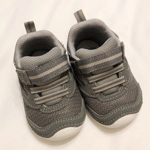 Stride Rite 3.5W shoes